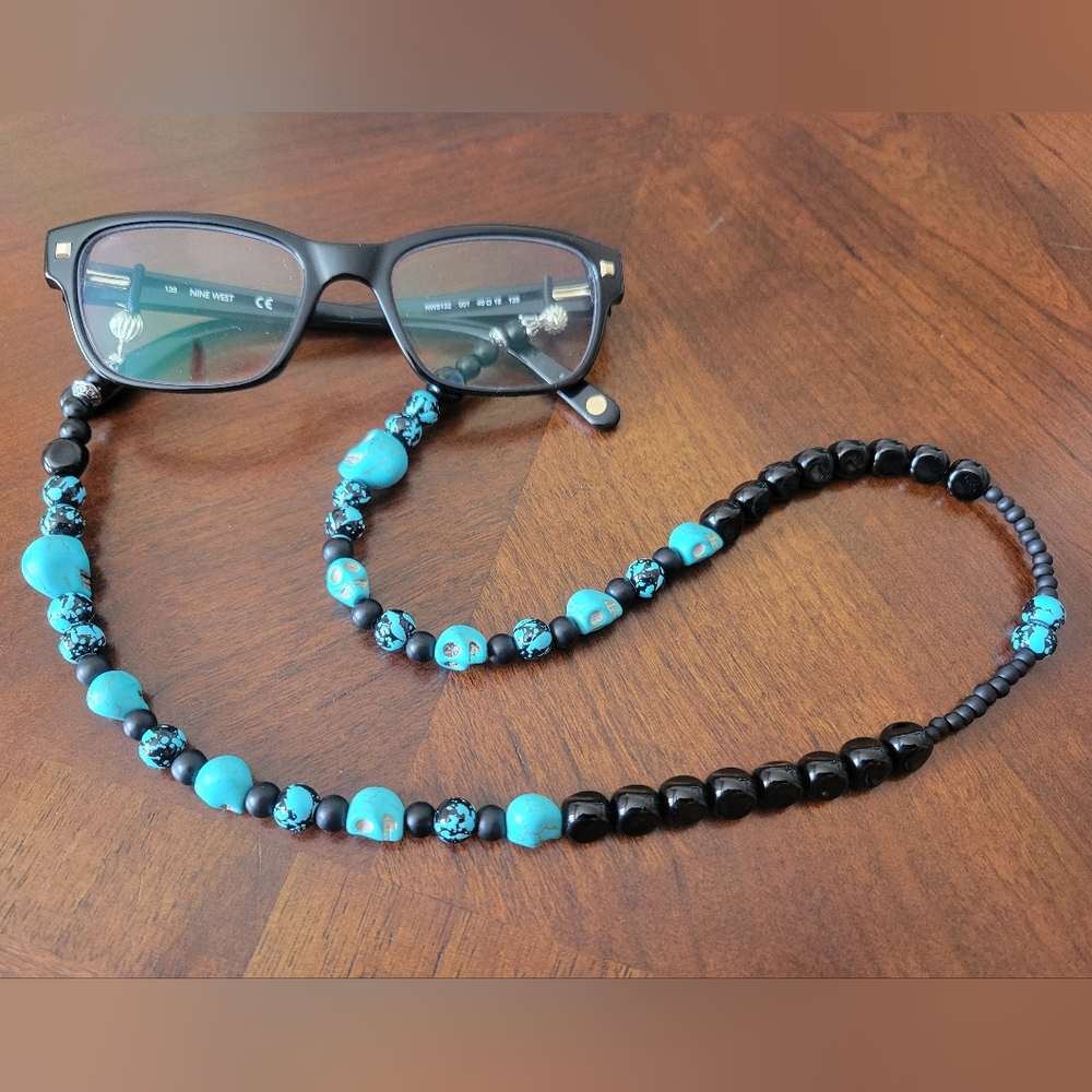 Beautiful Beaded Skull Eyeglass Chain